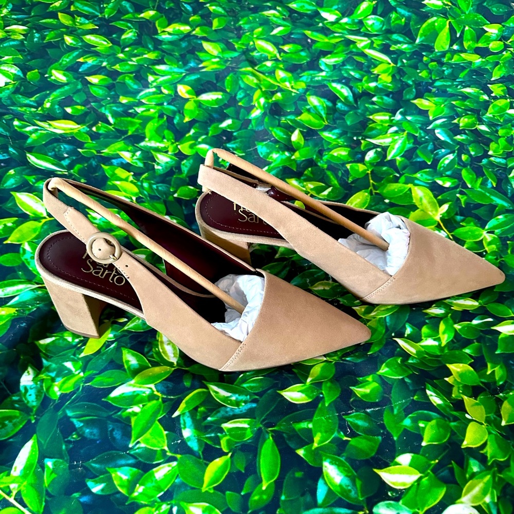 EUC (Perfect Condition) Franco Sarto Beige Suede Heels - Size 8